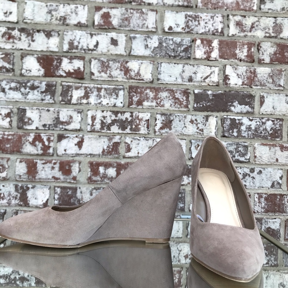 Forever 21 nude wedged heel shoe